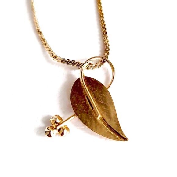 Vintage Delicate Short Gold Plated Leaf & Vine With Rhinestones Necklace 18" - Picture 7 of 8